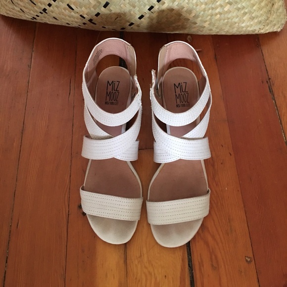 Miz Mooz Shoes - Miz Mooz Dayna cream leather wedge sandals sz 9/40